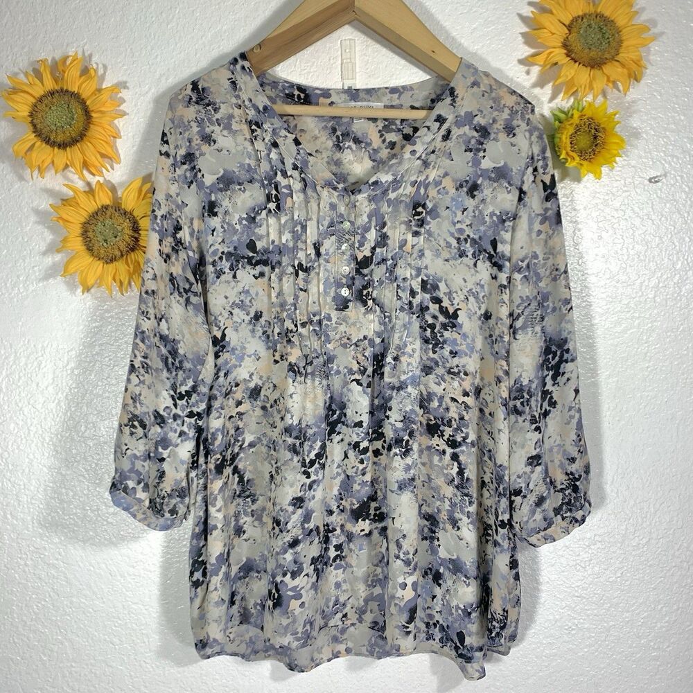 Rose + Olive Abstract Blue Pink White Plus Size Blouse Size 1X